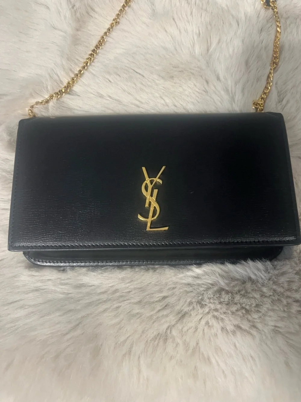 Saint Laurent Black Leather Crossbody Chain Bag with Gold Logo - Picture 3 of 9